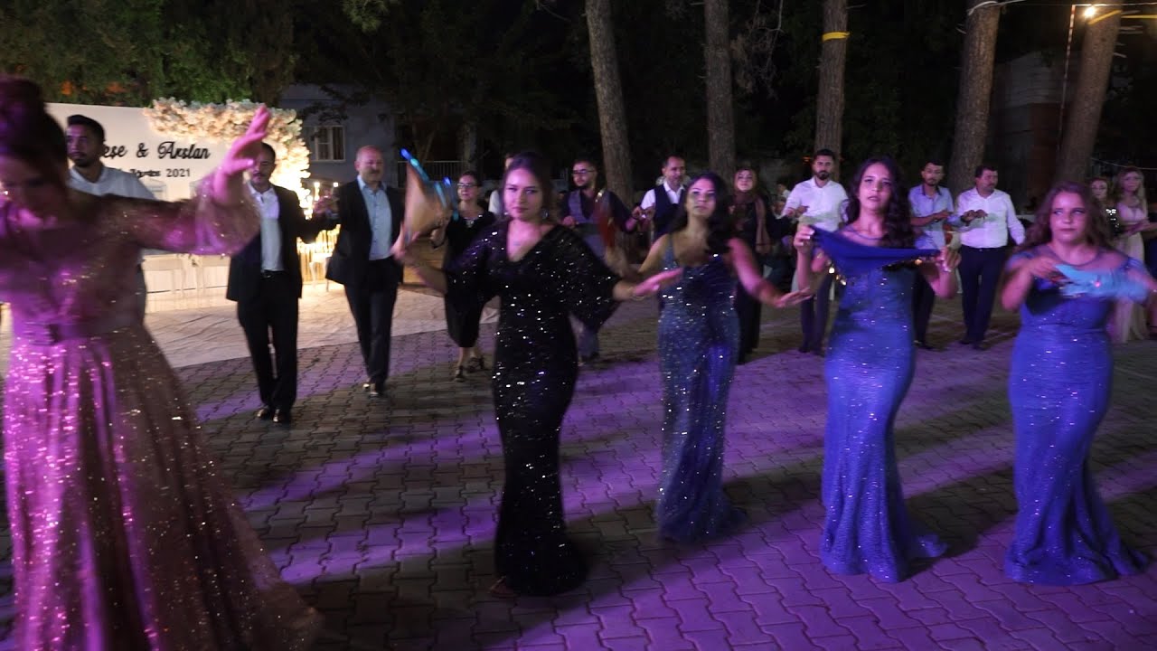 BÖYLE DÜGÜN GÖRÜLMEDİ - NEŞE & ASLAN'IN DÜGÜN ŞENLİGİ PART1 K.MARAŞ TÜRKOĞLU KUMÇATI KÖYÜ DÜĞÜNLERİ