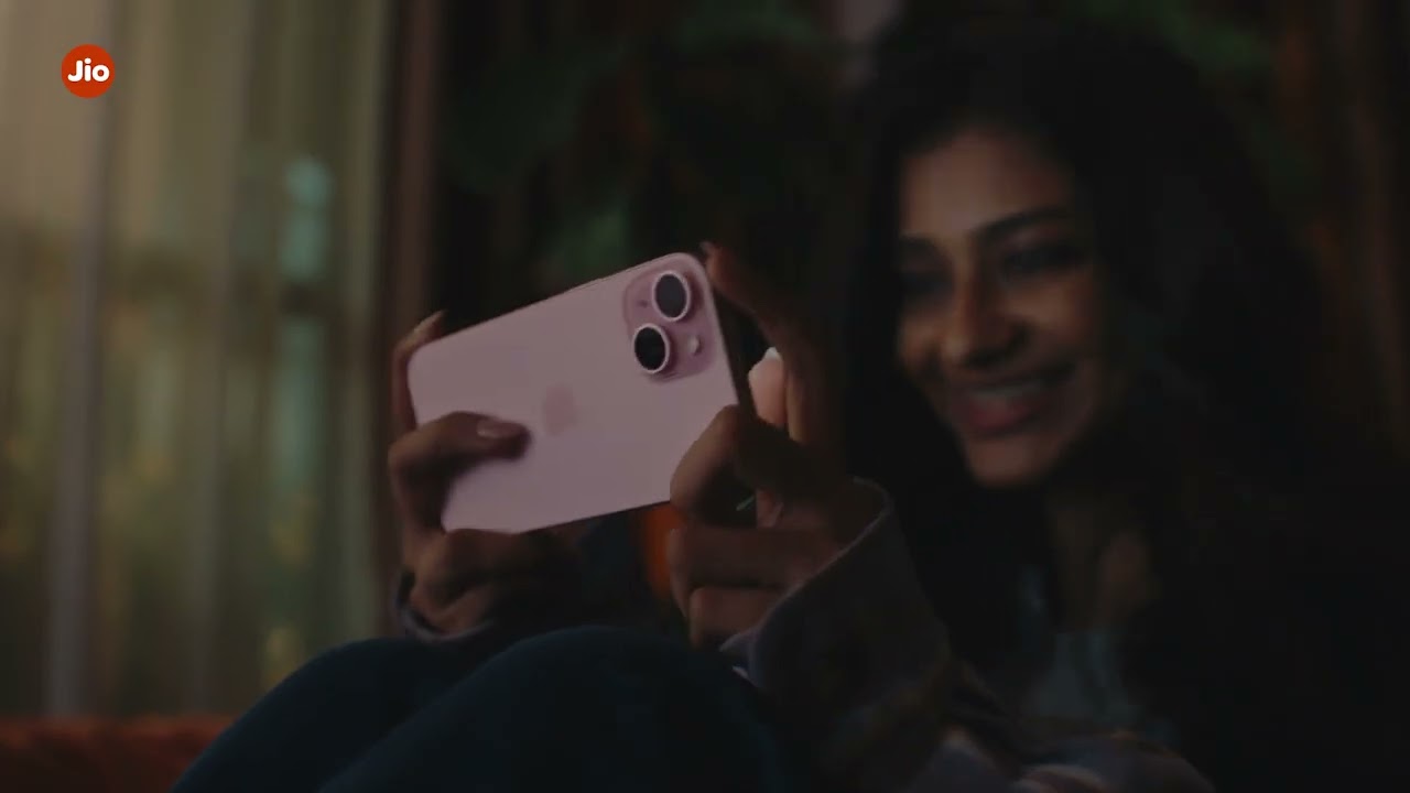 Free 6-months Unlimited Jio Plan with iPhone 15. Only at Reliance Digital, MyJio Store and JioMart.
