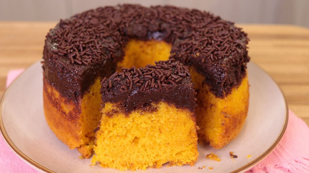J&Aacute; SAI PRONTO COM COBERTURA DO FORNO | BOLO DE CENOURA COM BRIGADEIRO INVERTIDO