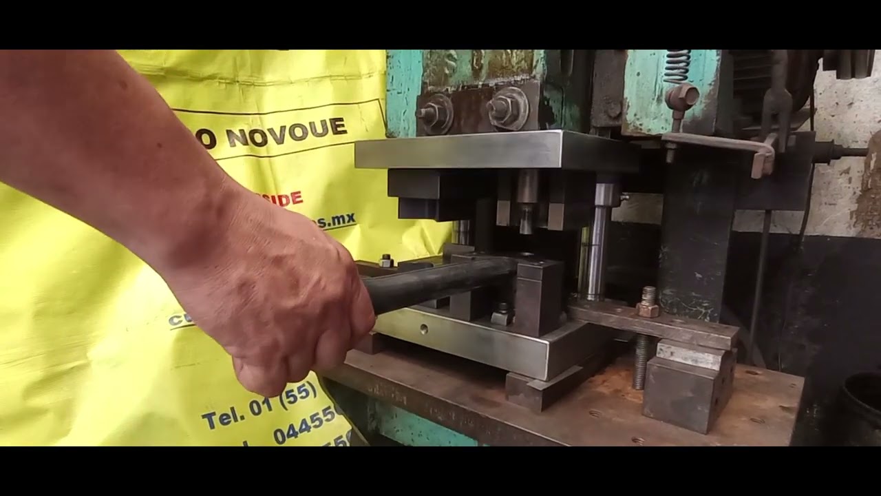 🇲🇽TROQUEL PARA FABRICAR TIJERAS PARA ANDAMIOS Y DOMOS GEODESICOS CON TUBO NEGRO DE 3/4