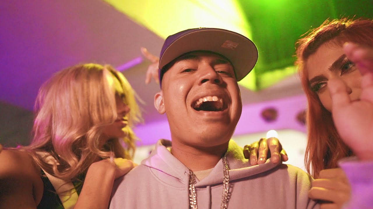 Fiesta😈🥳 - Noble Esquivel (Video Oficial)