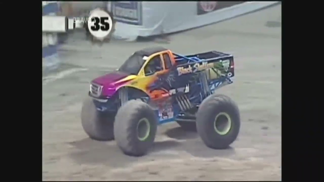 Monster Jam - San Antonio, TX 2009 Show 2 - Racing & Freestyle | BRAVO2