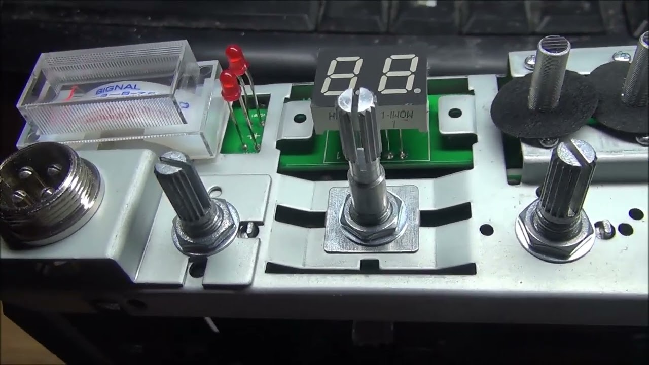 Radio CB Nuovo Alan 48: curiosità,smontaggio,piccole modifiche