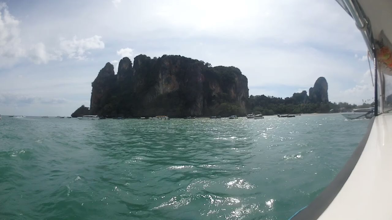 Ko Phi Phi 🇹🇭 — Uncut Walking Through Thailand part 40