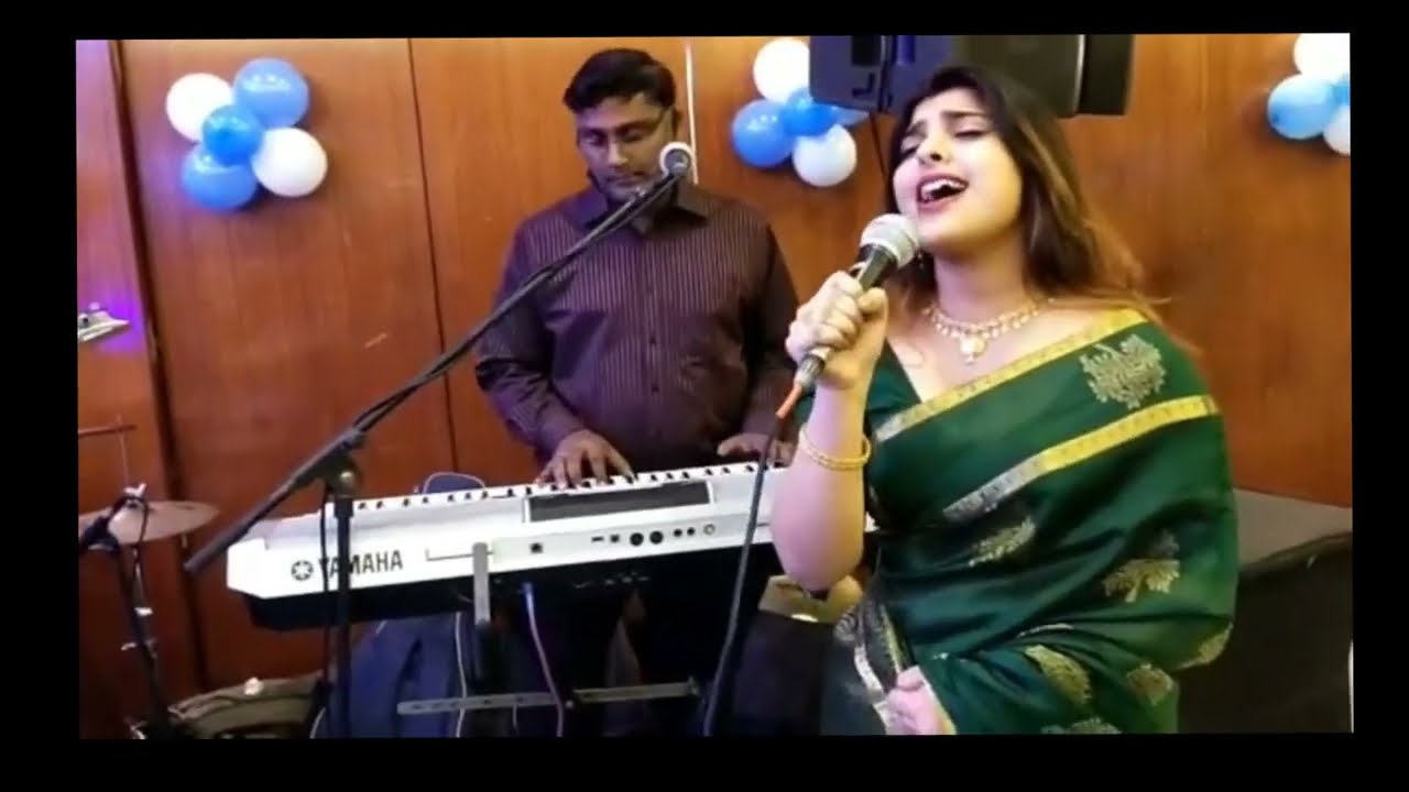 Tamara Jabez impromptu Jamming with the Signatures at a wedding in GRT Grand