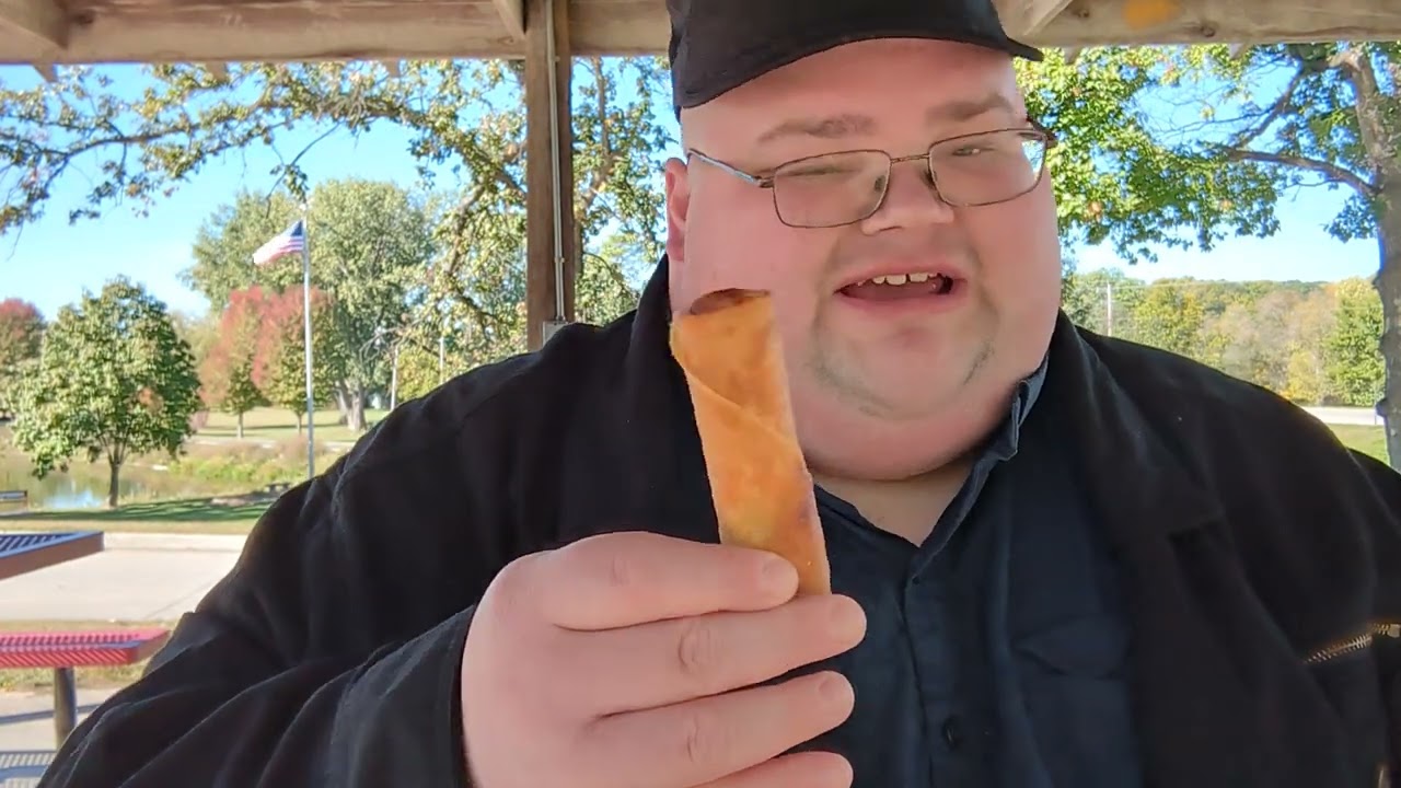 Любимые блюда быстрого приготовления от Ройса: комбинированный жареный рис из Oriental Palace