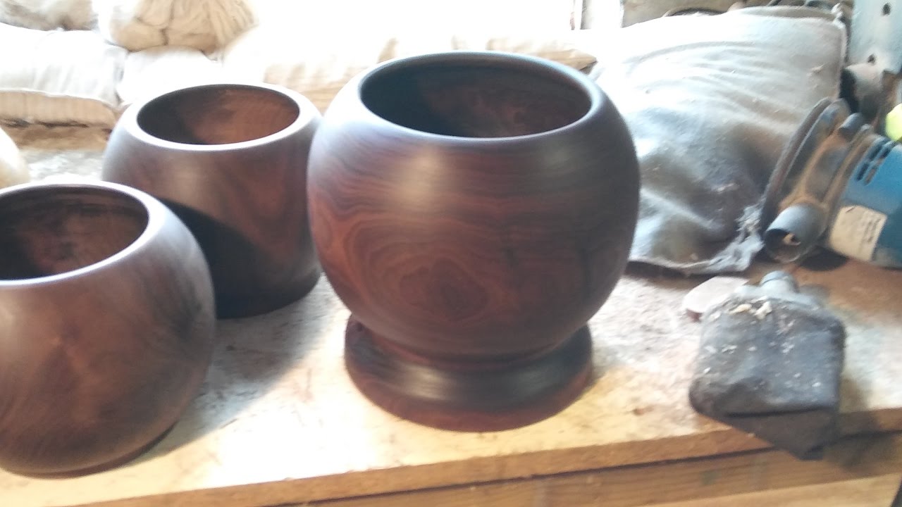 Walnut End Grain Yarn Bowl
