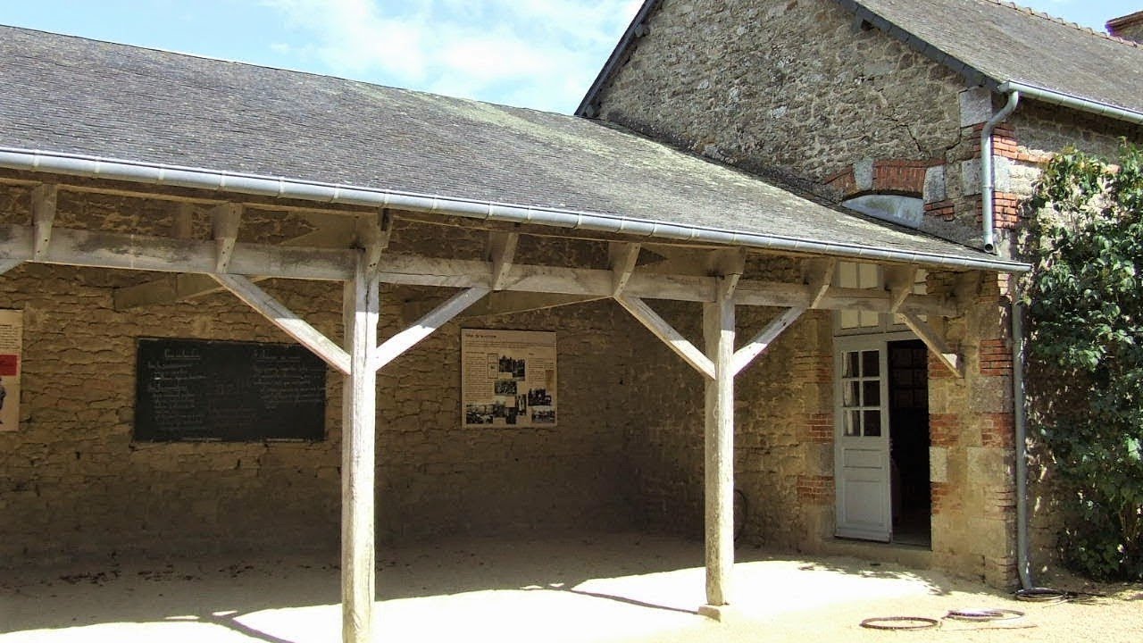 Saint Nicolas du Pelem - Musée école Bothoa - Côtes d'Armor - Bretagne