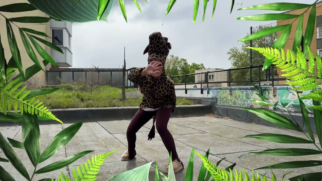 Kinderkarneval der Kulturen /// Giraffe /// Motto-Tanz 2024 - Tanzschritte