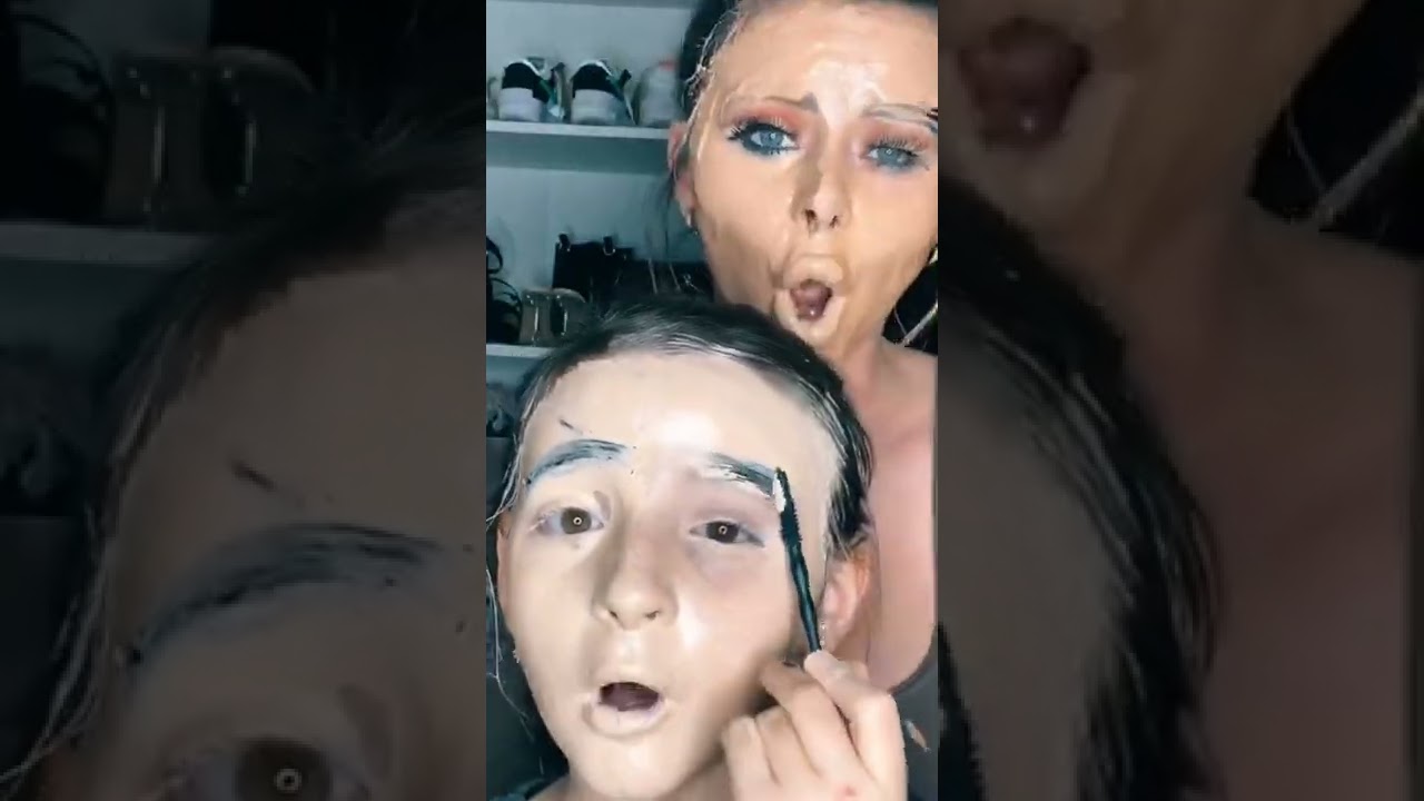 On se pr&eacute;pare pour aller &agrave; la soir&eacute;e de notre pire ennemie 🤣 ￼