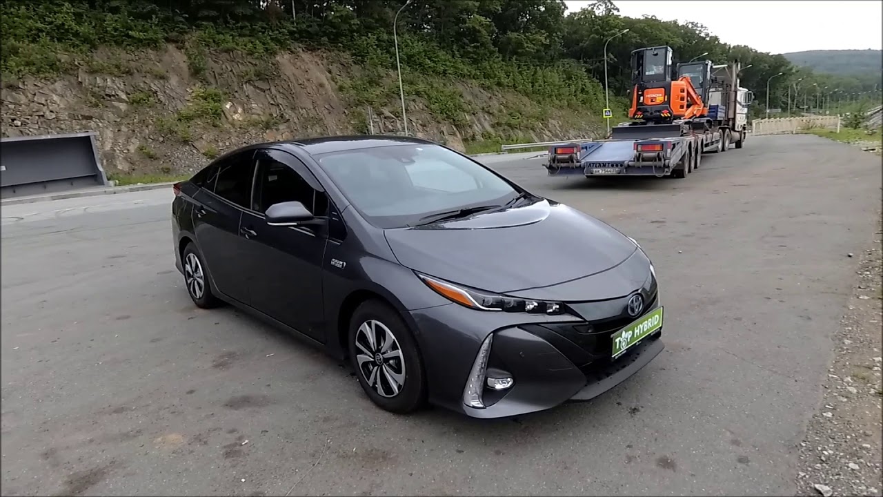 Toyota Prius PHEV 2018