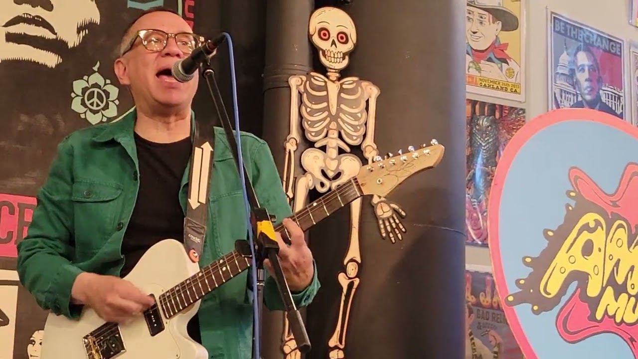 Fred Armisen - Blitzkrieg Bop : Live on October 1, 2025