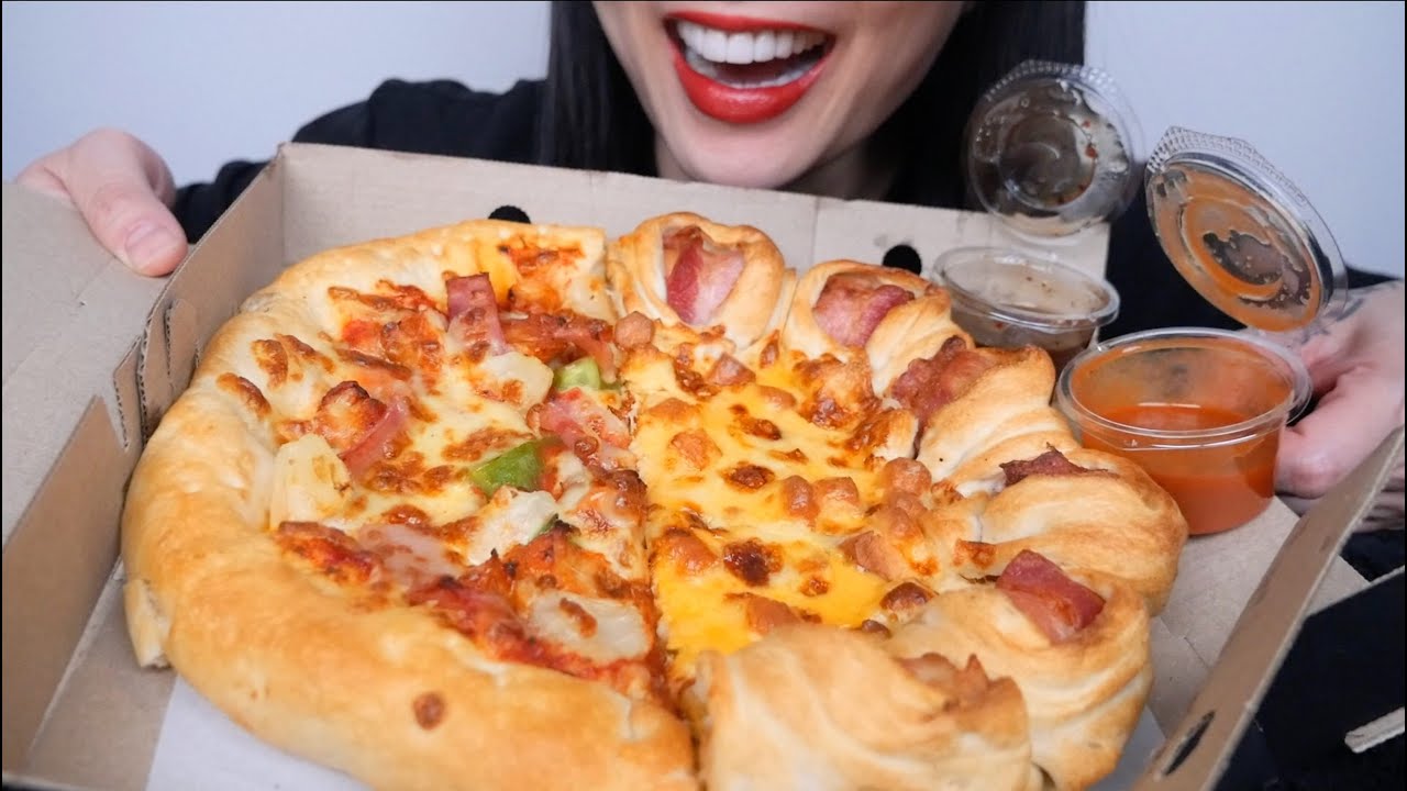 PIZZA HUT (ASMR EATING SOUNDS) NO TALKING | SAS-ASMR