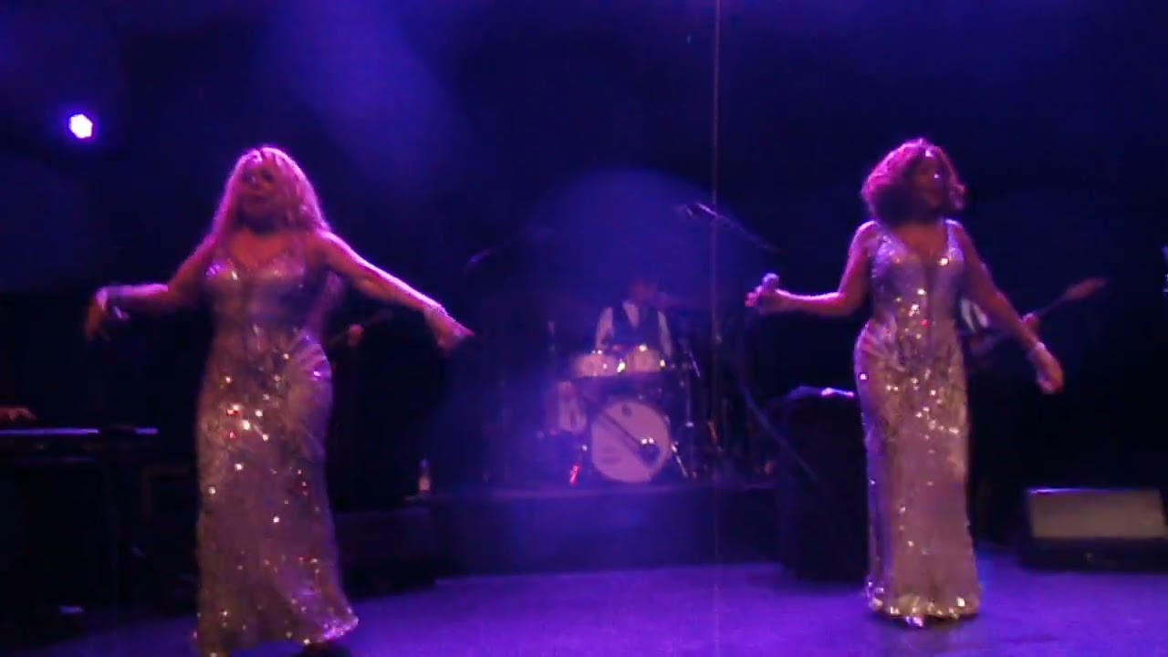 THE THREE DEGREES - 