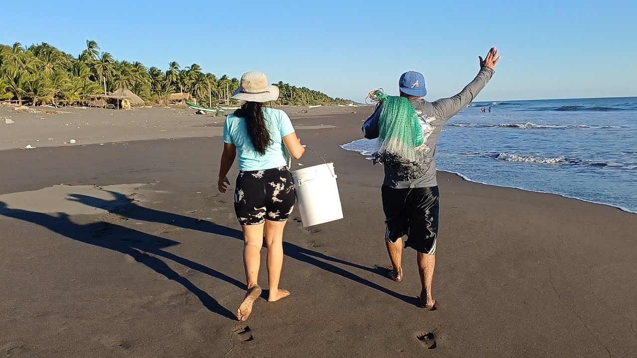 EL MAR  ESTAVA FUERTE PERO NOSOTROS  NO LOS DE TIENE🐠🐟🐠🐠