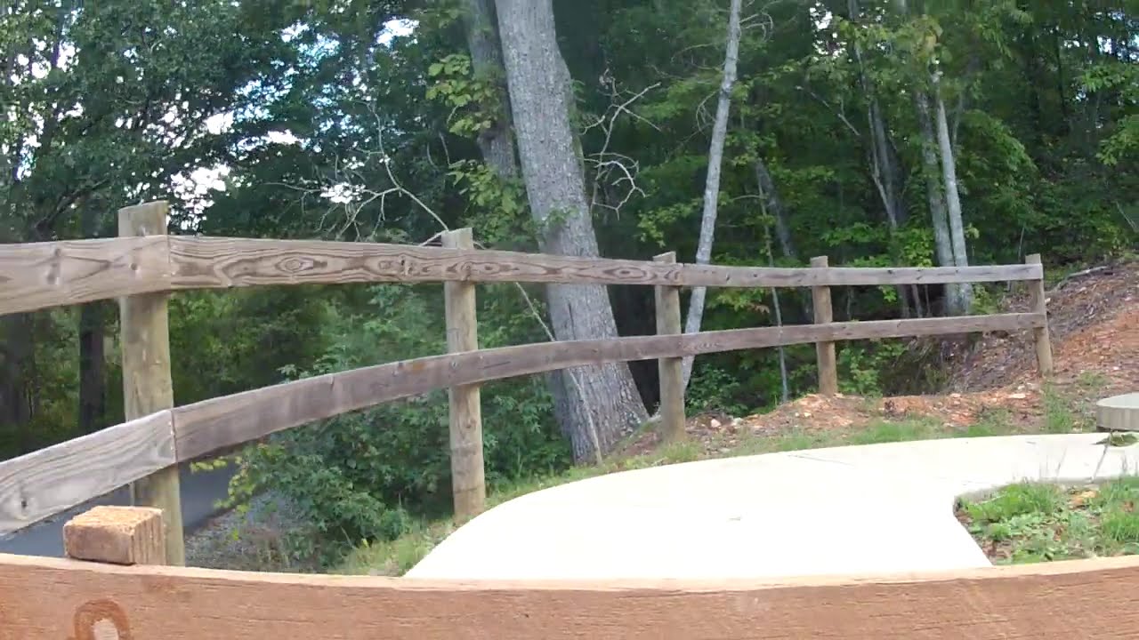Pine Mountain Overlook Trail Down To The Man O War Trail