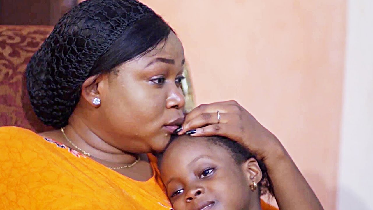 How A Poor Single Mother Who Was Abandoned With A Child Met A Destiny Helper That Changed Her Life/