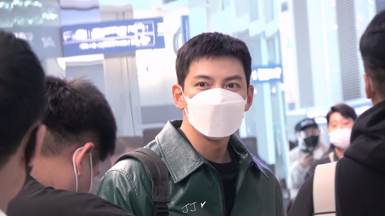 [지창욱] 221201 자카르타 팬미팅 출국 | 반대쪽도 하트해주는 매일매일 귀여운 오빠💙