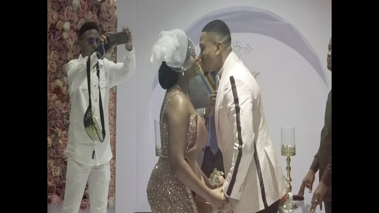 MARIAGE CIVIL DE LA première FILLE DU PAST.  WALESA PRINCESS KABUNDI ET SALOMON