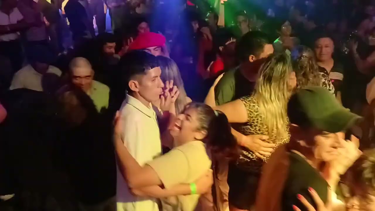 Cumbia campera el tío bailable sergio rodriguez y su conjunto 