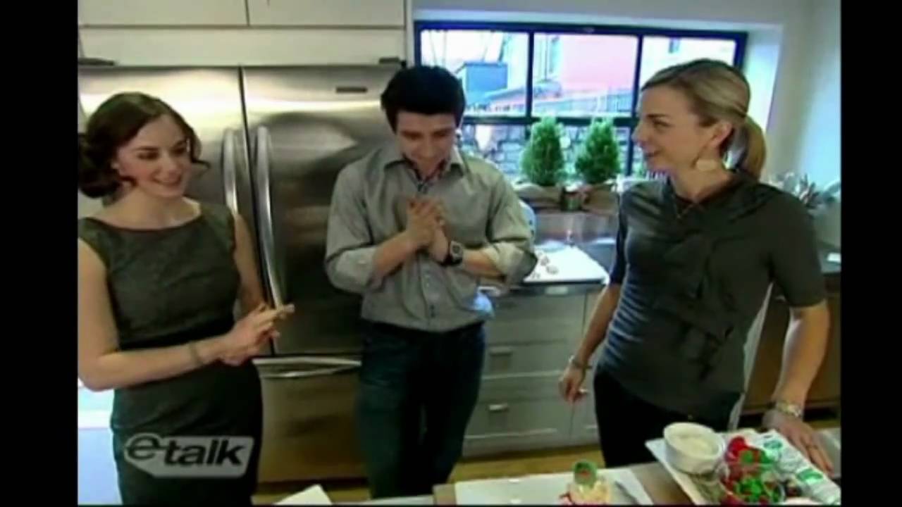 eTalk Holiday Baking With Tessa and Scott