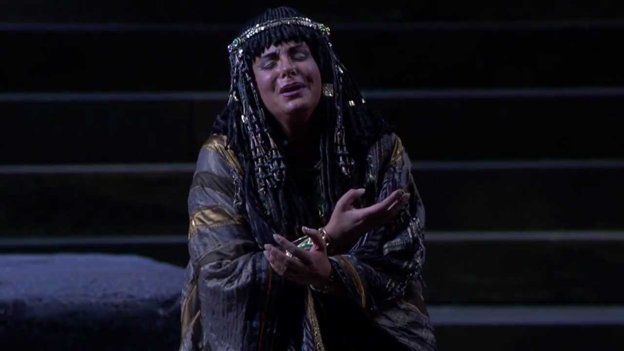 [HD] Ohime! morir mi sento ... Sacerdoti: compiste un delitto! - Ildiko Komlosi  (from Verdi's Aida)