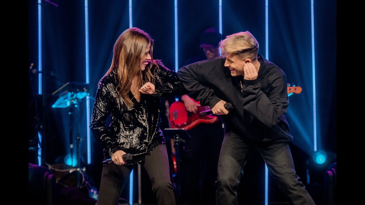 Loïc Nottet & Laura Tesoro - Strangers | Rode Neuzen Dag 2020