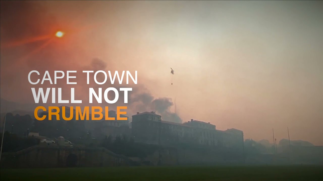 Table Mountain continues to burn out of control