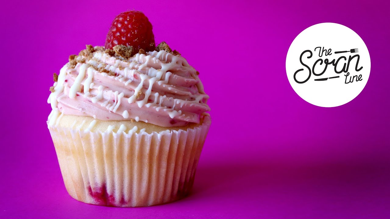 RASPBERRY WHITE CHOCOLATE CHEESECAKE CUPCAKES- The Scran Line