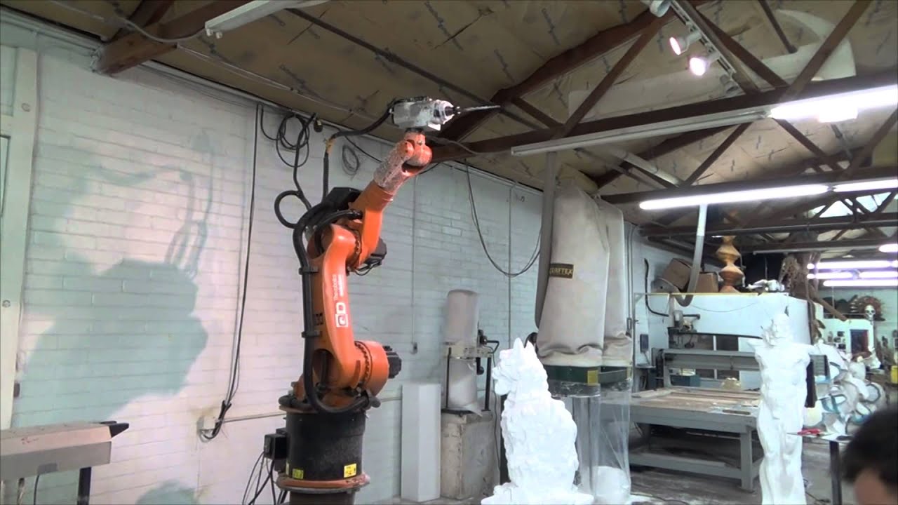 metalphysic sculpture studio -- 3D robot carving