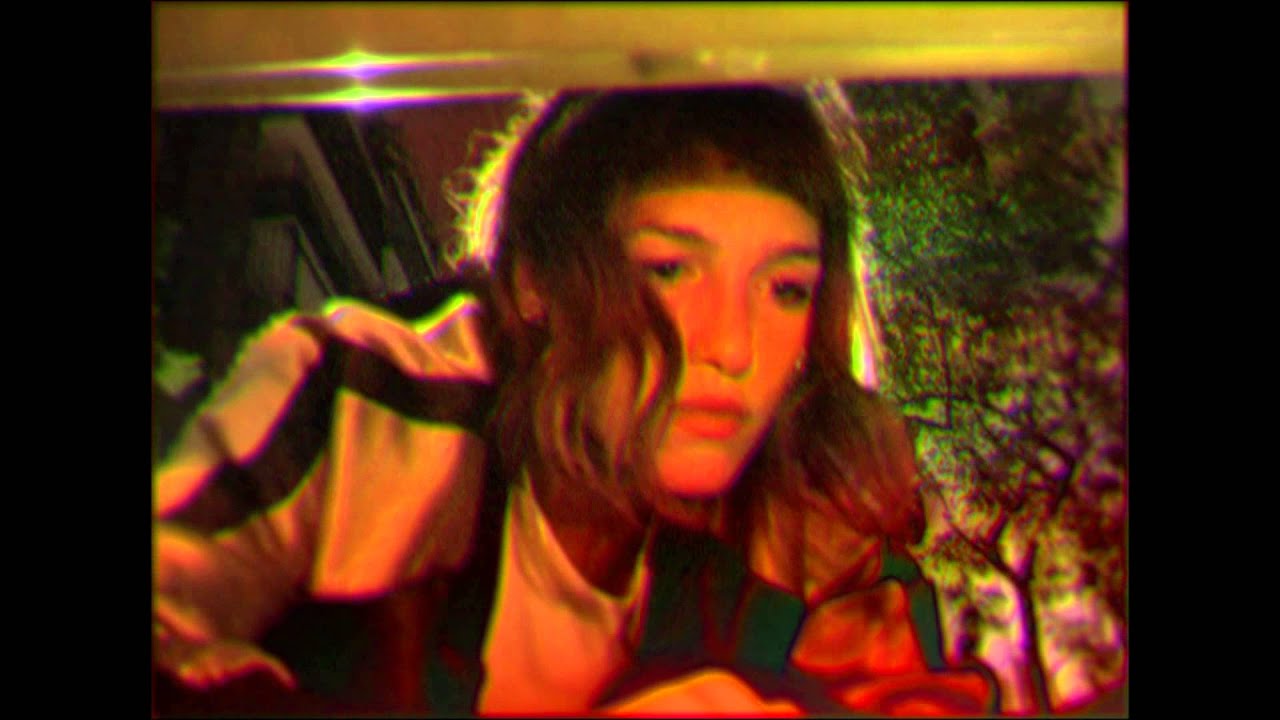 Bandalos Chinos - Nunca estuve ac&aacute; (video oficial)