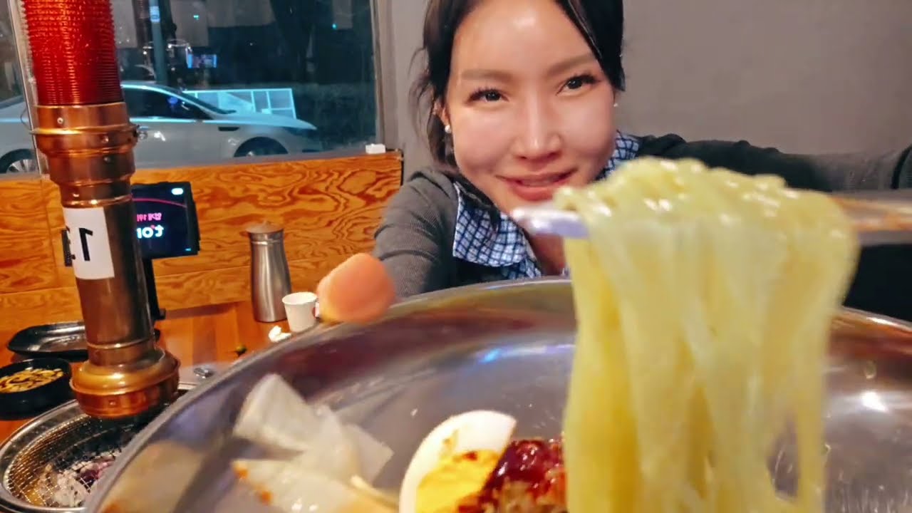 마음은 울었지만 추스르는법은 배웠어요😭 구독자님들 이제6천 안될까요??? 술먹방 vlog :)😱 돼지갈비안주가 너무 좋으니까 소주2병까지 가네요