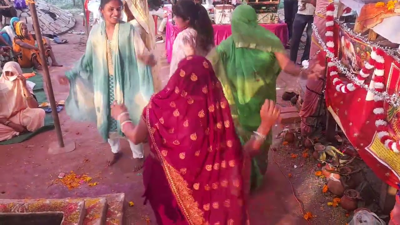 💯💯💯💯भक्तो💯 के द्वारा 💯सुन्दर  सा 💯भाव नृत्य💯 देख रहे 💯मो, 9277425214💯9026924834💯
