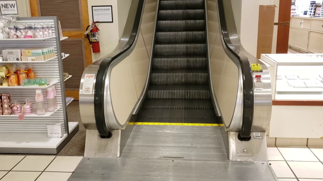 Montgomery Escalators @ JCPenney, Westgate Mall, Amarillo, TX