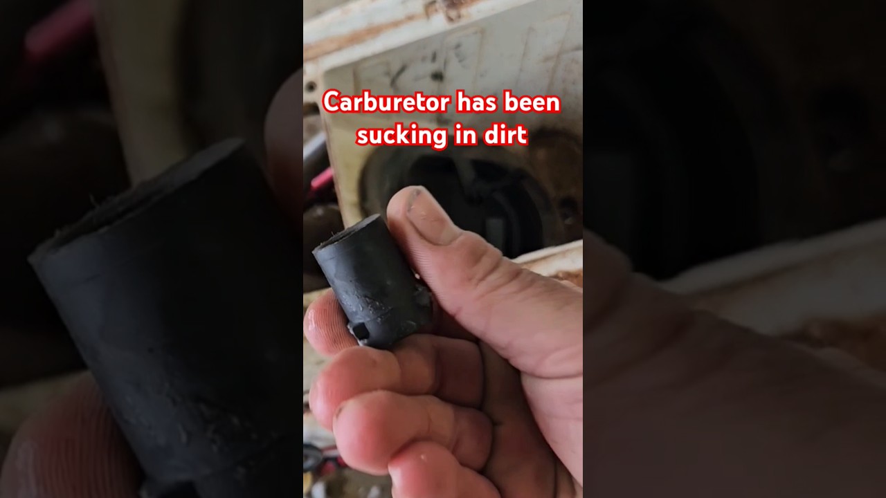 Broken air instake causes dirty carburetor #shop #repair #mechanic #yamaha #2stroke #broken #funny