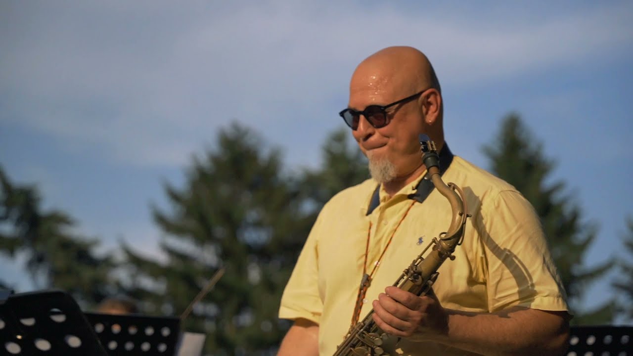 Dima Bobeen Alexandrov and Orchestra