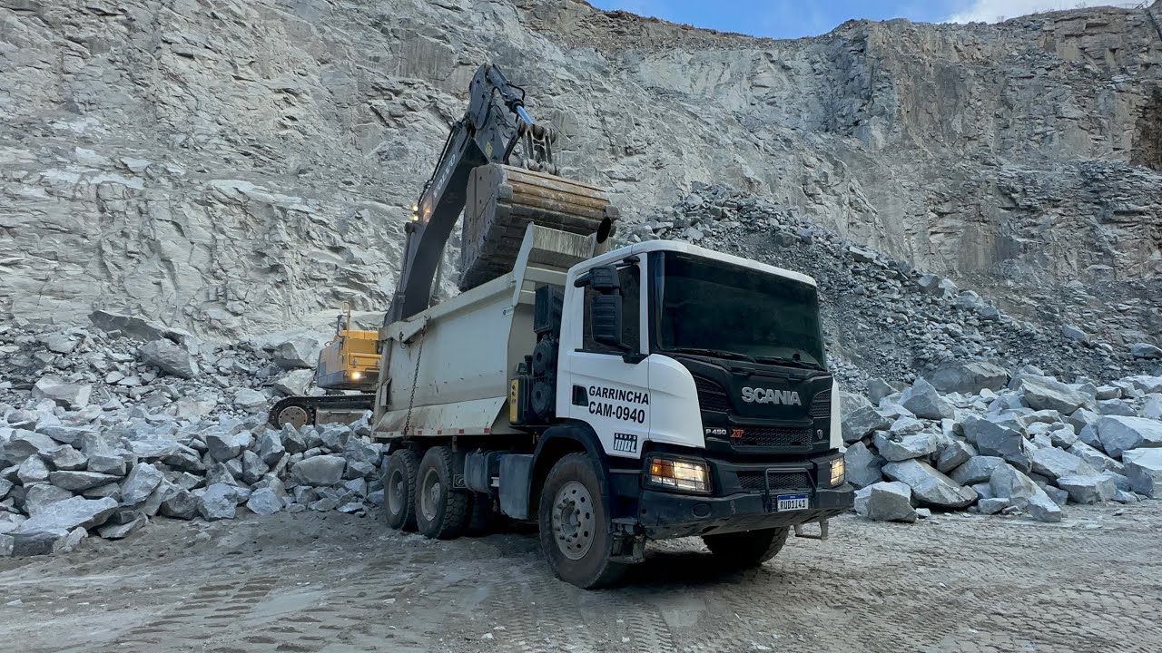 PRIMEIRO TREINAMENTO OPERACIONAL SCANIA P450XT NA PEDREIRA CARREGADO!