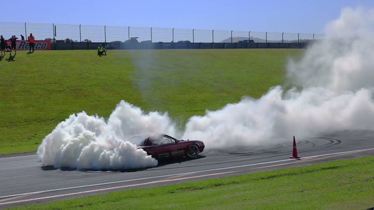 Mad Mike Summer bash 2025 Burnouts