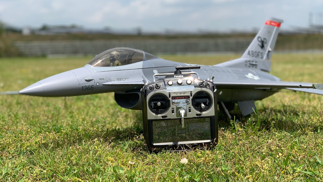 通販で買ったF16ラジコン飛行機を飛ばしてみた