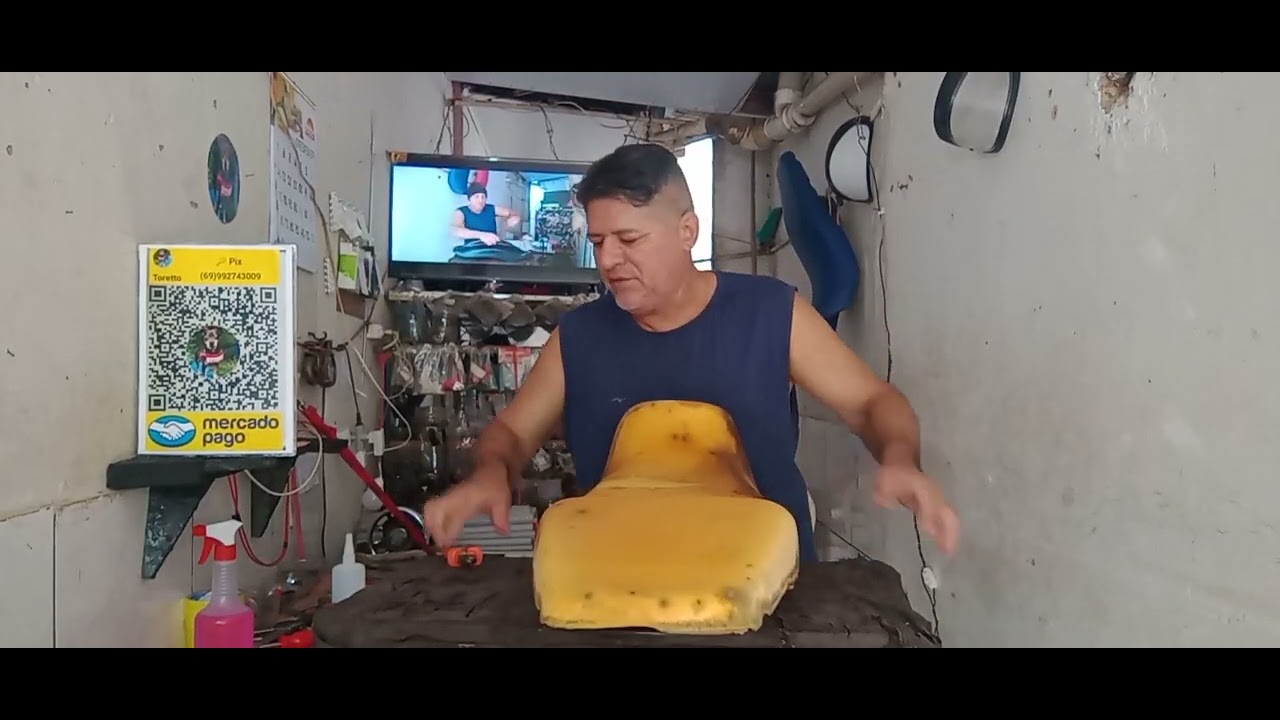 O banco de sua moto rasgou nós temos a solução 
