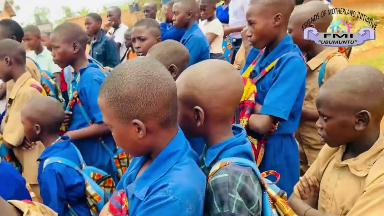 IMBAMUTIMA Z’ABANA NYUMA YO GUHABWA IBIKORESHO BY’ ISHURI 😍😍