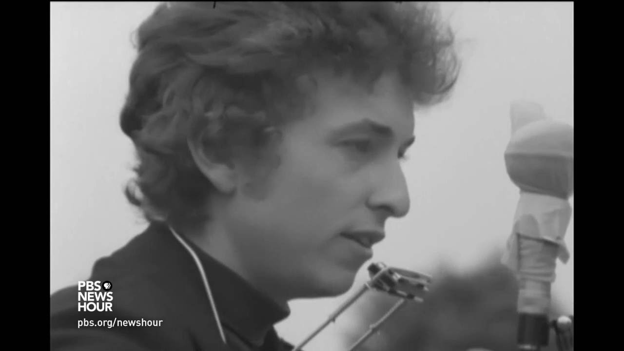 Nobel honors Bob Dylan, bard for a changing world