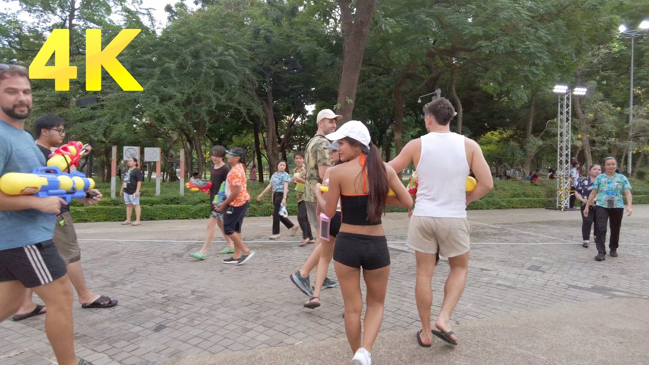 4K | EM District Thai Happy Maha Songkran 2025 / Bangkok