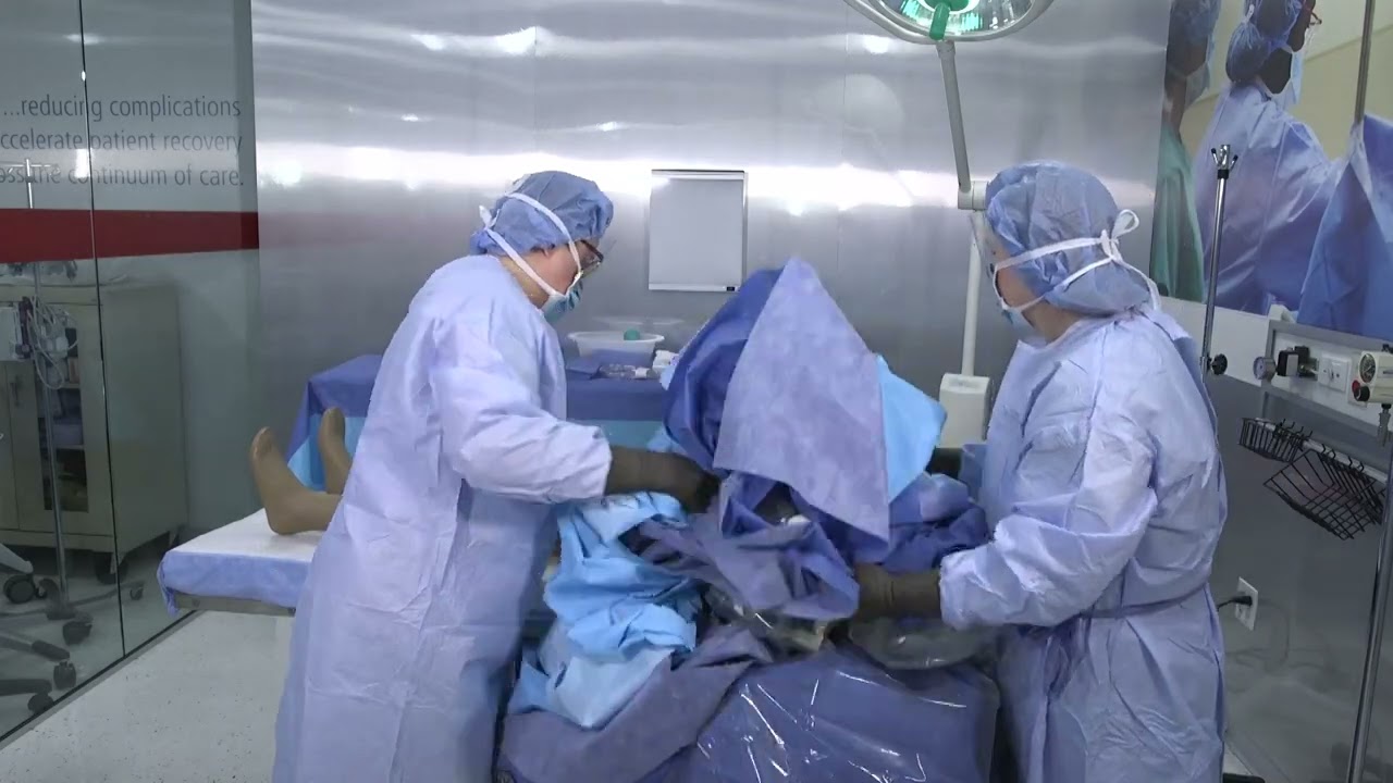 Draping Technique Comparison for a Direct Anterior Hip Replacement