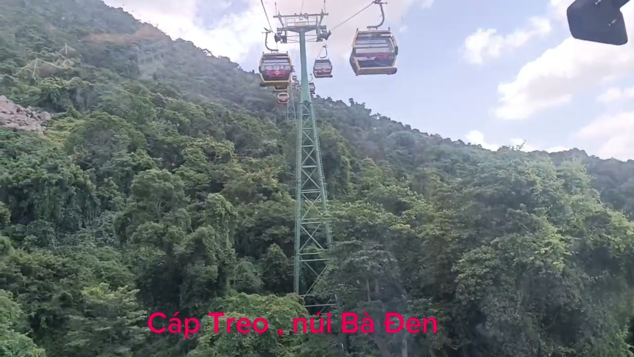 Cáp Treo núi Bà Đen, Tây Ninh, là công trình cao nhất đồng bằng sông Cửu Long