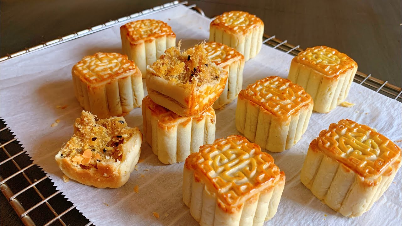 曲奇酥皮月饼（咸蛋黄+肉松馅儿） popular  Mooncake recipe  咸香回甜 酥脆掉渣 不用转化糖浆
