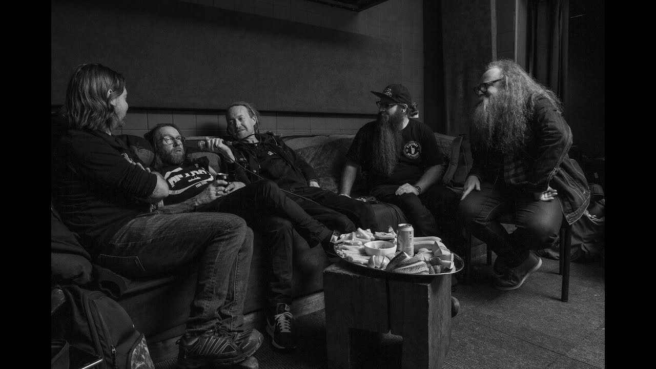 S04.EP05 - 20221001 - Frenzal Rhomb - Canberra Metalheads