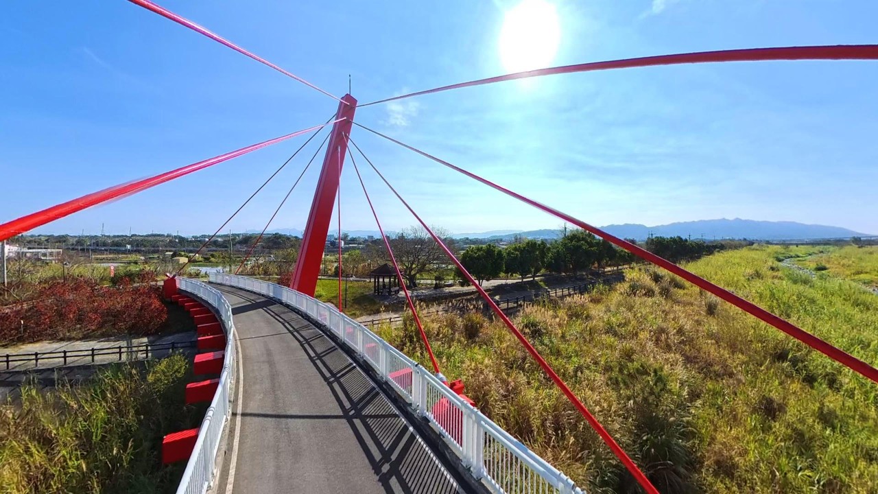 Antigravity A1 首飛｜360 全景空拍｜一鏡到底免運鏡｜苗栗銅鑼桐畫公園