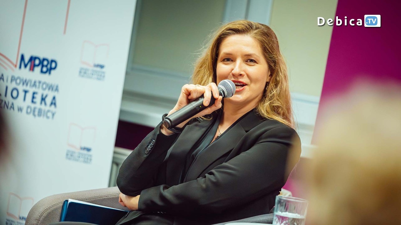 Urszula Grabowska gościem Dnia Kobiet w dębickiej bibliotece