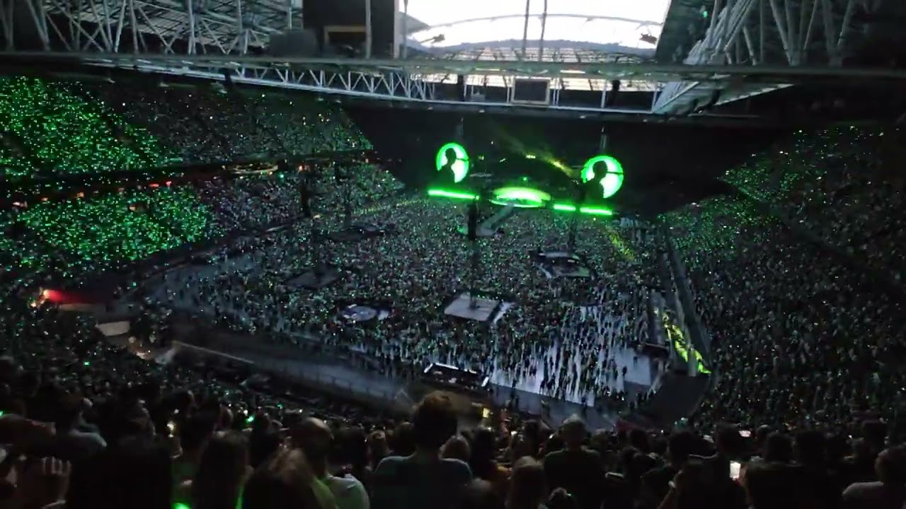 Coldplay - Clocks (Amsterdam ArenA 2023)